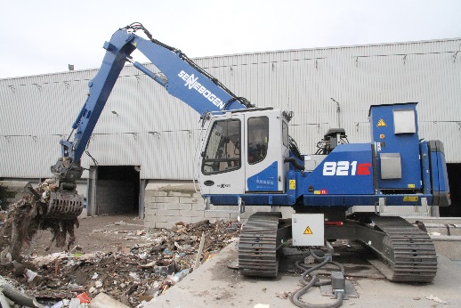 Ein neuer Sennebogen 821 Elektro überzeugte Fahrer und Verantwortliche bei Baetsen Recycling gleichermaßen. Bis zu 120.000 t Industrie- und Abbruchabfälle sollen damit jährlich sortiert werden.