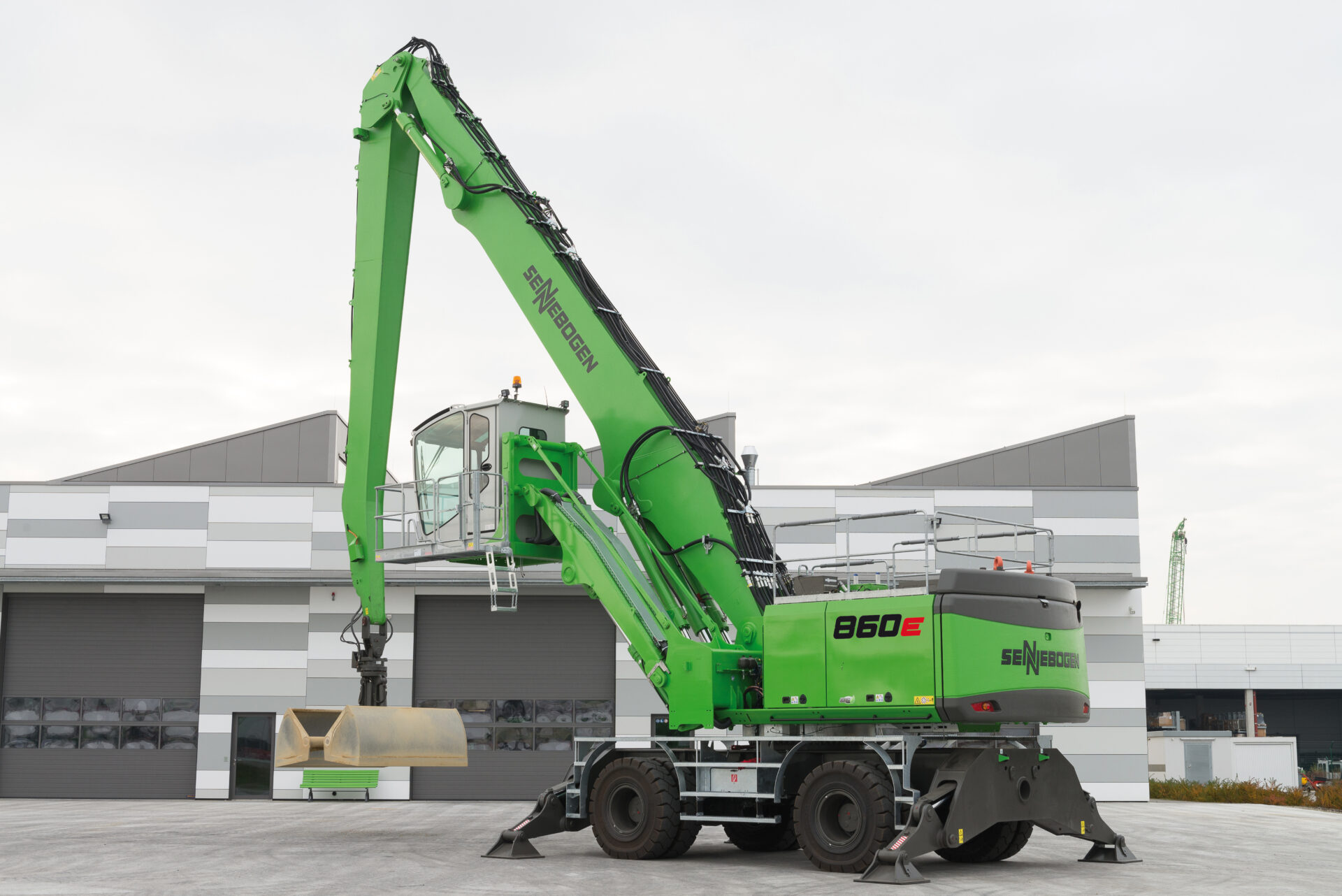 Umschlagbagger 860E
