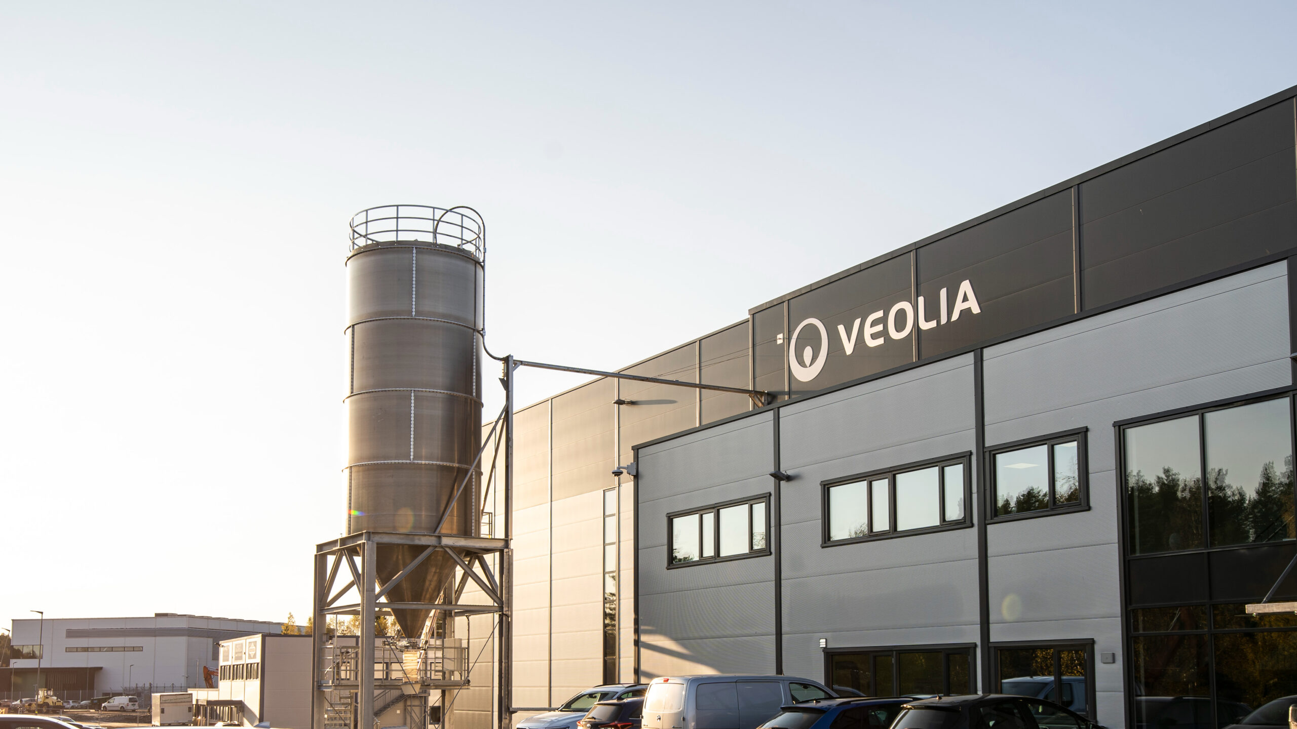 Veolia erste Recyclinganlage für PETPfandflaschen in Norwegen