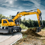 liebherr-A913-compact-operable-with-HVO-fuel_300dpi