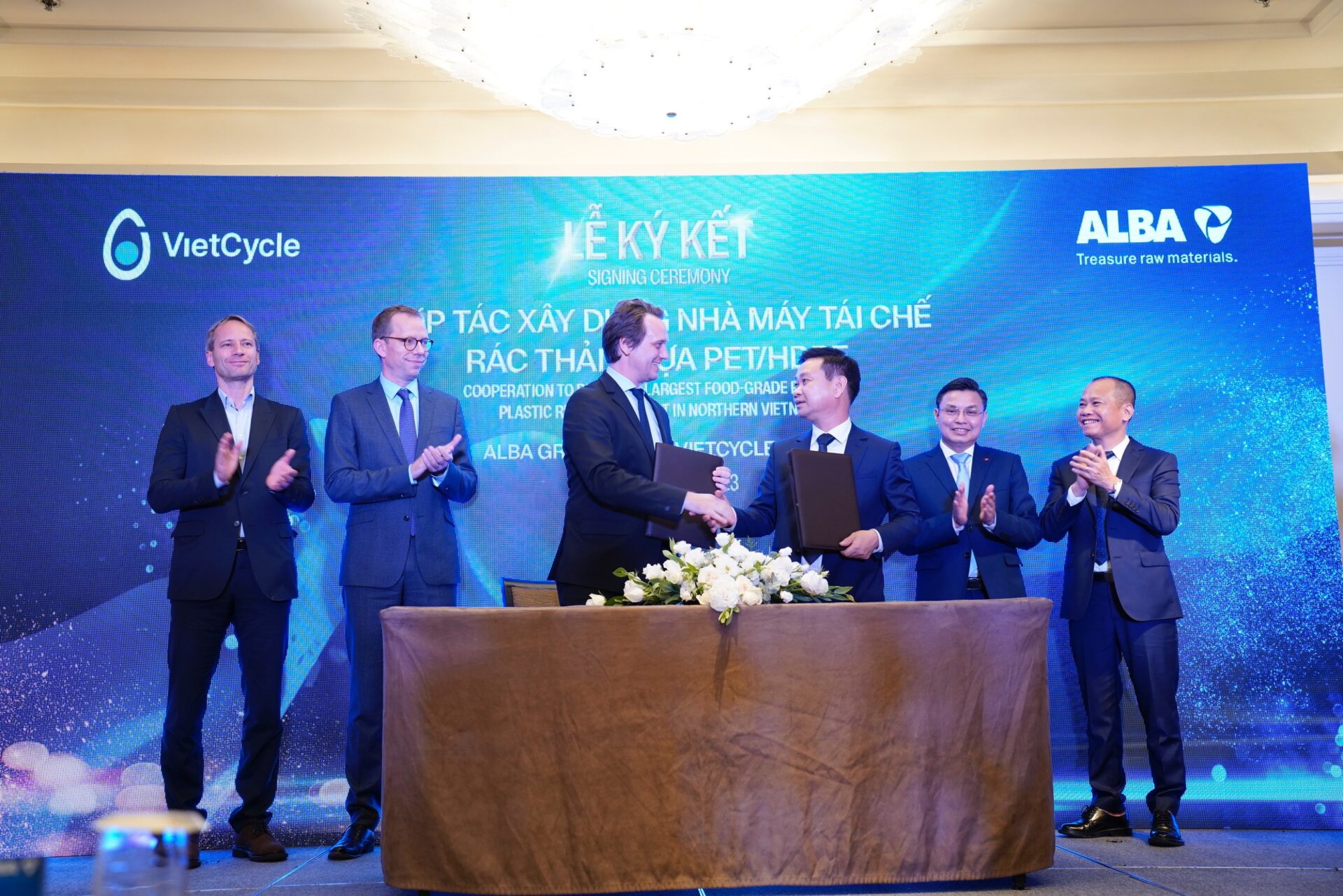 Recyclinganlage für lebensmitteltauglichen PET/HDPE-Kunststoff in Vietnam