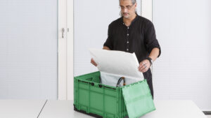 Kreislauffähige Mehrwegtransportlösung mit eingebauter Luftpolsterung