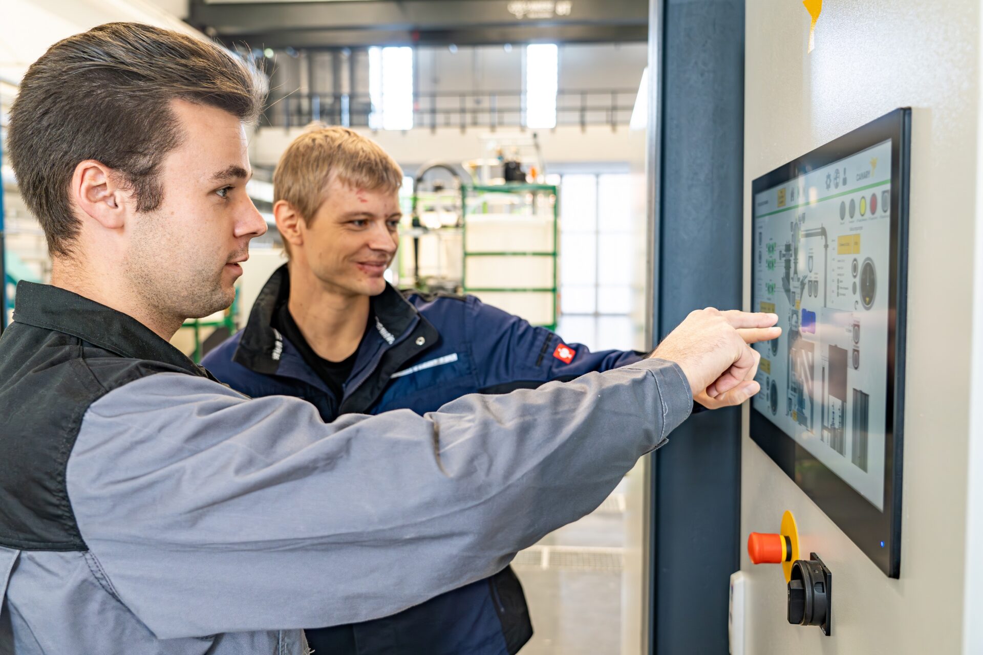 Neue Schredder-Anlage an der TU Freiberg ermöglicht digitale Prozesse für Batterie-Recycling