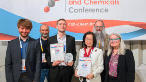 CO₂-basierter Graphit, Kunststoffe und Methanol gewinnen beim Innovationspreis „Best CO₂ Utilisation 2025“
