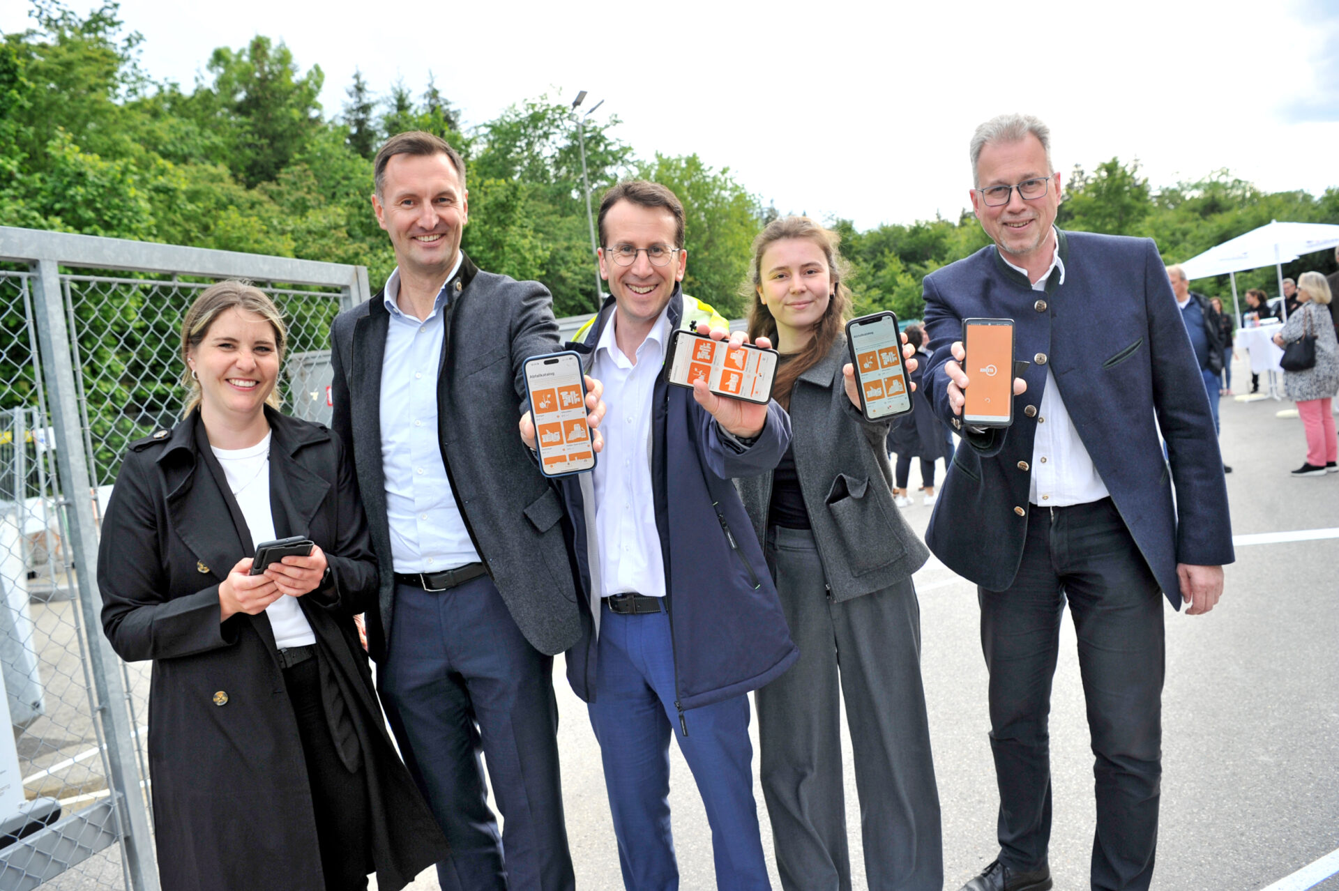 Bayerns erster Self-Service-Wertstoffhof geht in Dauerbetrieb
