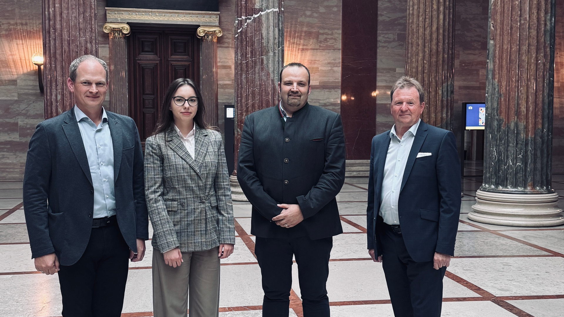 Abfall-Transport auf Schiene: Sekundärrohstoffhandel fordert Neuregelung