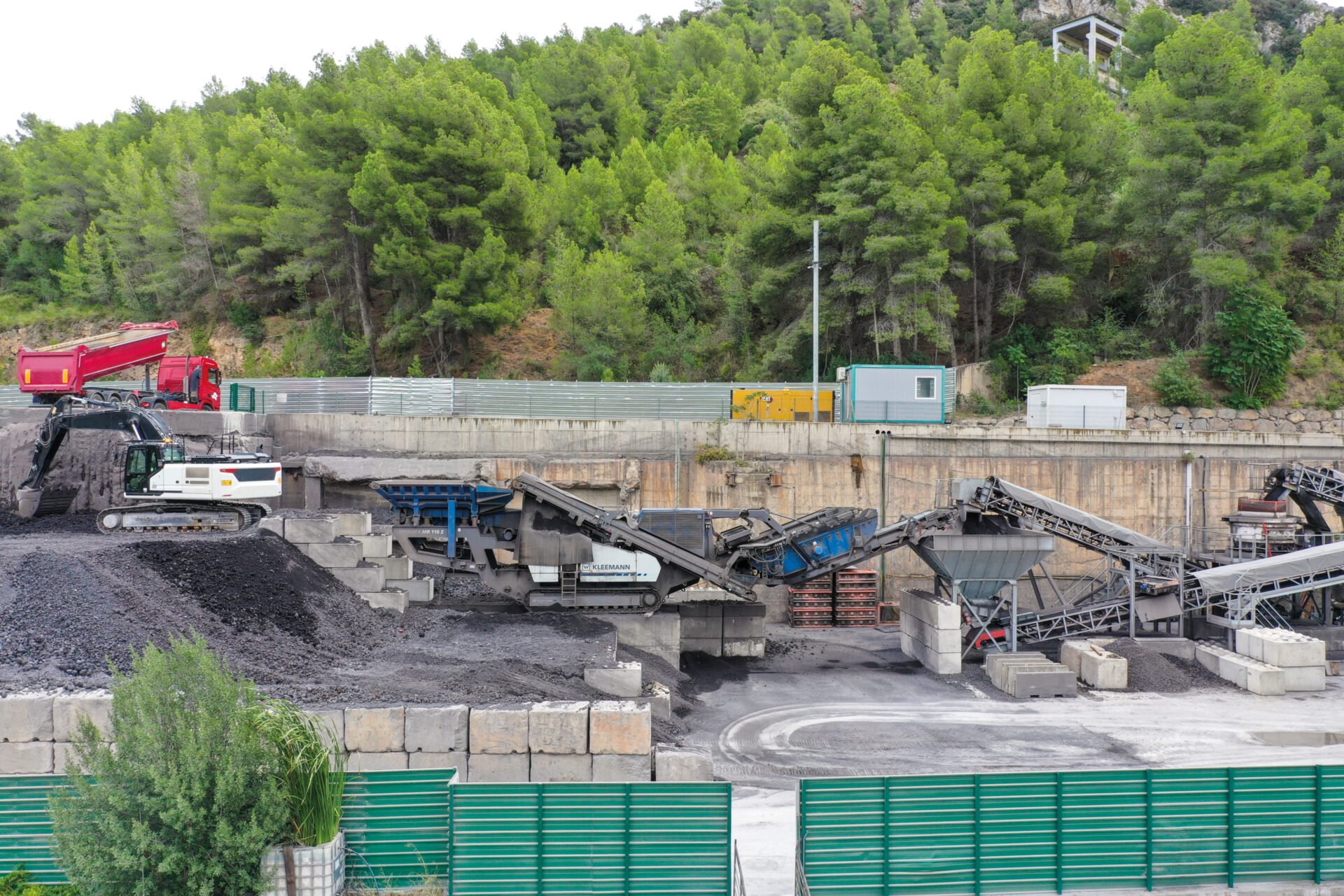 Aufbereitung von hochabrasiver Schlacke in Barcelona