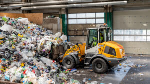 Dänisches Abfallunternehmen ARC in batterieelektrische Radlader