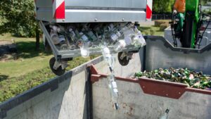 Einwegpfand auf Glasflaschen und Getränkekartons führt nicht zu mehr Kreislaufwirtschaft