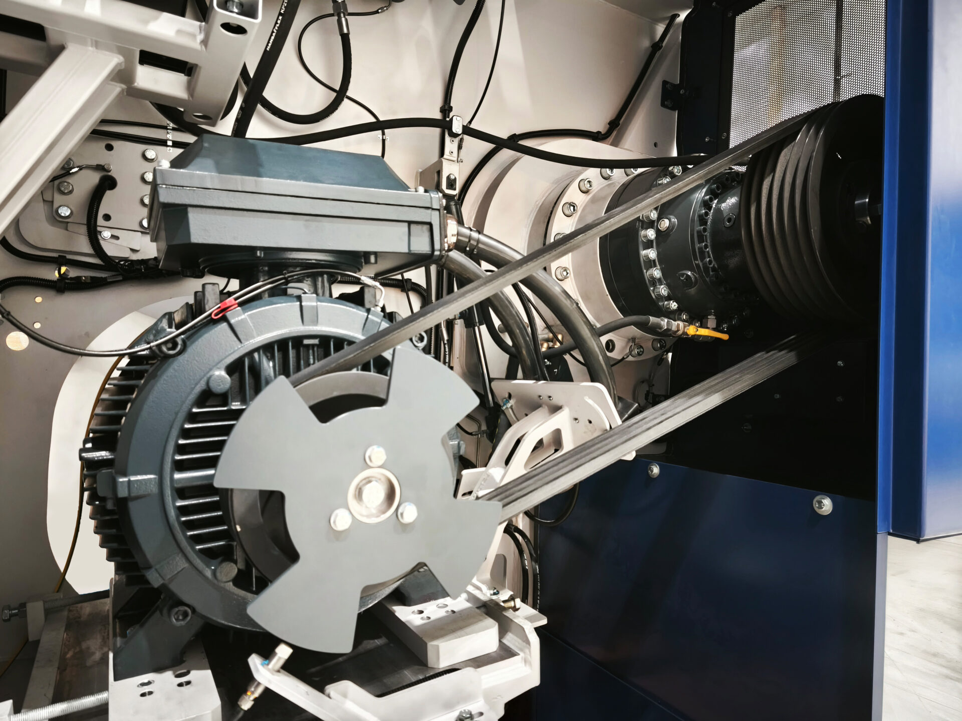 Lindner stellt Micromat IV mit neuem Antriebskonzept vor