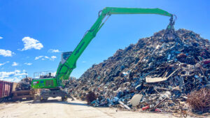 Sennebogen 850 G optimiert Schrottlogistik im Stahlwerk