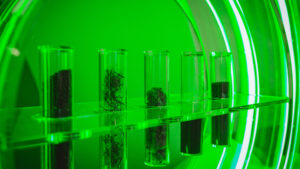 Schwarzes Gold aus alten Reifen