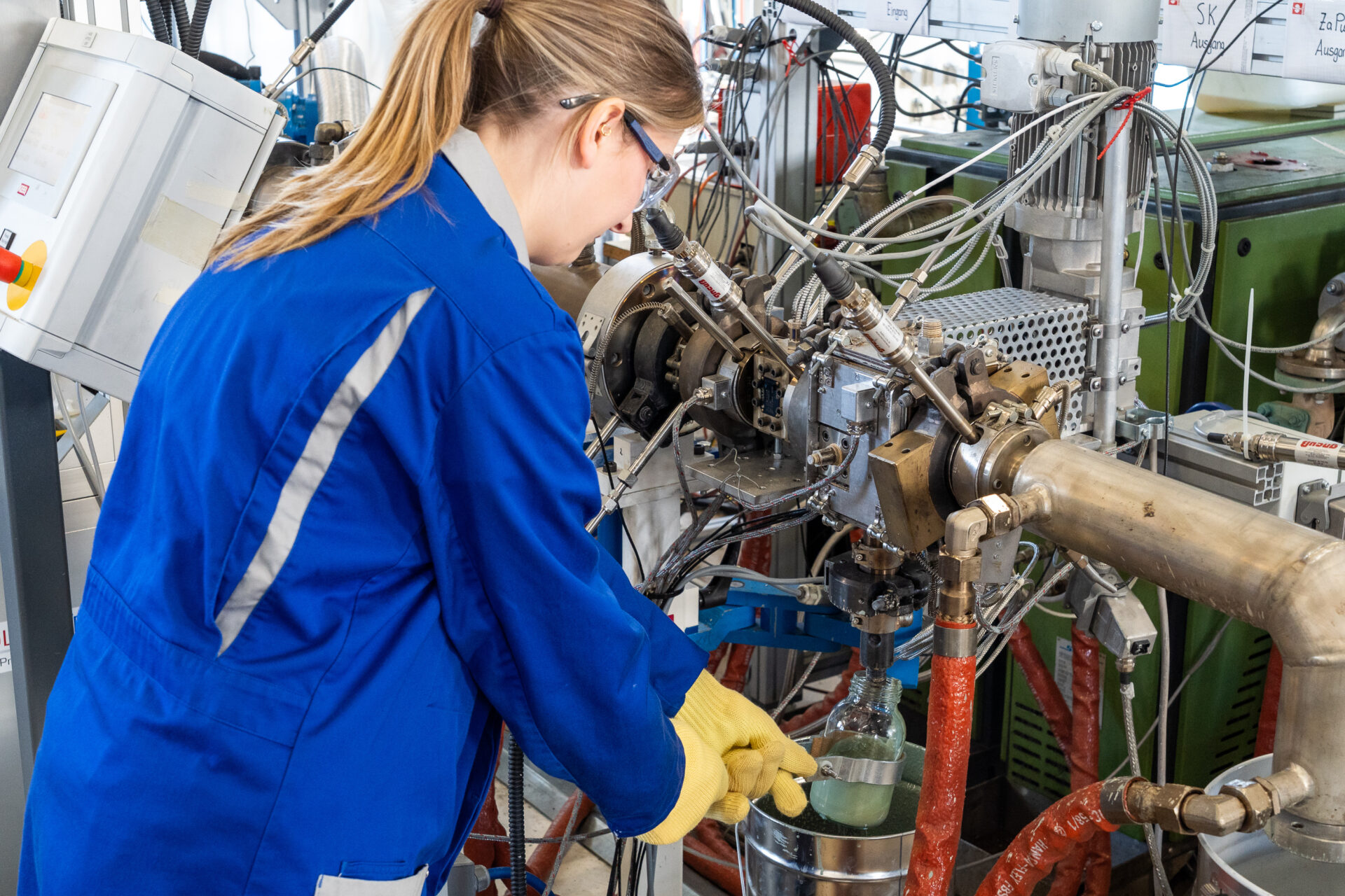 SKZ startet Forschungsprojekt CloseT für Recycling von Alttextilien