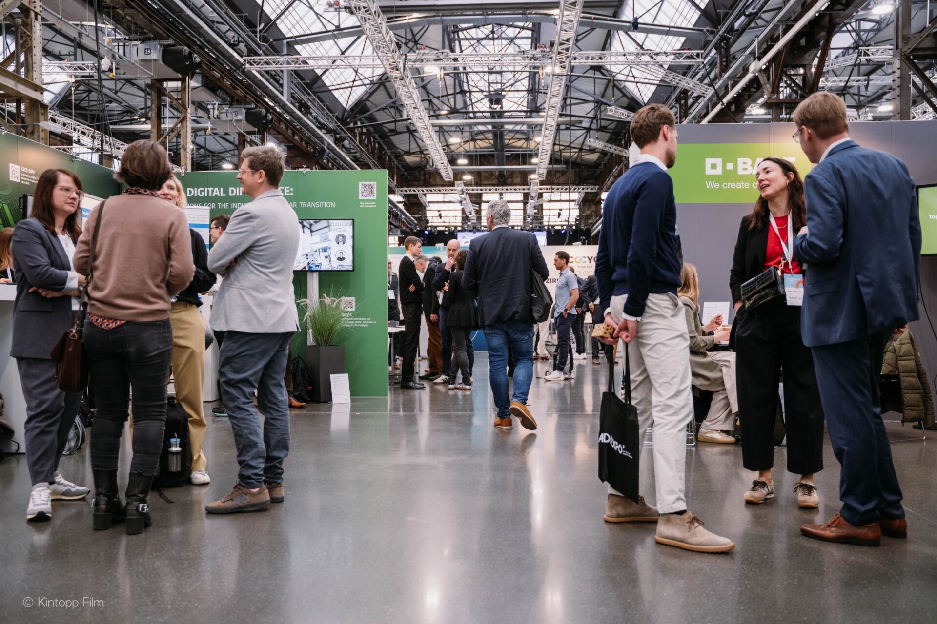 Circular Valley Impulse NKWS